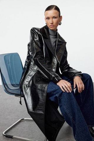Trench - Preto