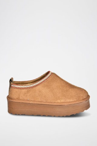 Mules com platafornma em nobuck - Castanho - Castanho