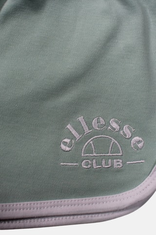 Camiseta y short - Verde