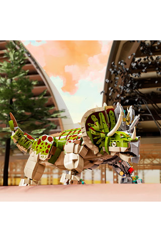 Maquete 3D mecanizada de Triceratops - 1368 peças - A partir dos 12 anos