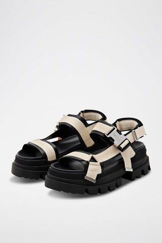 Sandales plateformes - Beige et noir