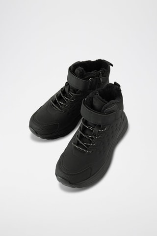 Sapatilhas subidas forradas - Preto