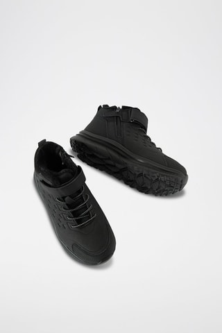 Sapatilhas subidas forradas - Preto