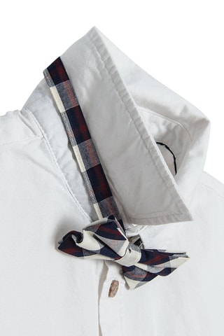 Camisa e laço Branco e azul-marinho