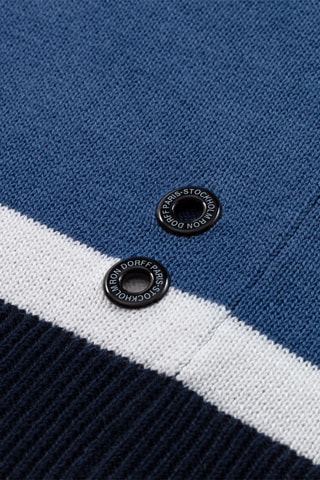 Pull - Blanc et bleu marine