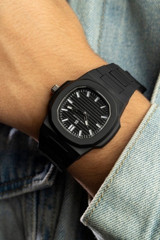 Reloj de cuarzo de policarbonato - Negro