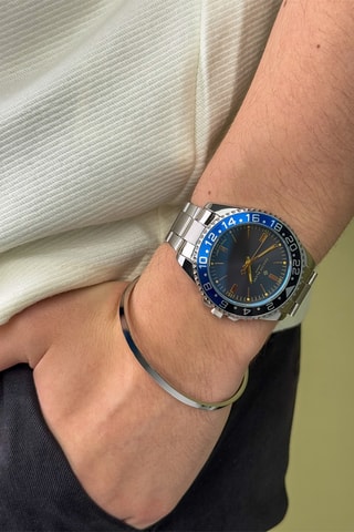 Cofanetto orologio al quarzo in pelle, placcato Ion argento e diamante e bracciale bangle in pelle Olympe