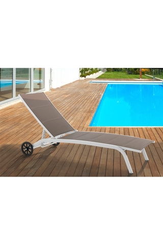 Chaise longue Kastri