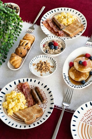 Service à petit déjeuner en porcelaine - 16 pièces