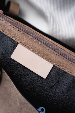 Bolso de nobuk Elis Suede - Topo