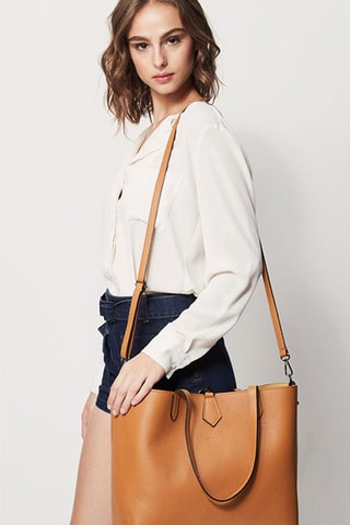 Bolso shopper, neceser y bolso de mano de piel Elix - Camel