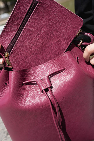 Bolso saco de piel Jila Graine - Burdeos