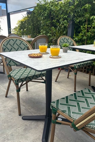 Table de jardin carré - 70 x 70 x 74 cm