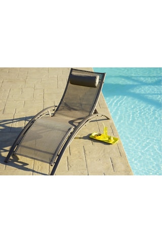 2 chaises longues empilables - 170 x 63 x 30 cm
