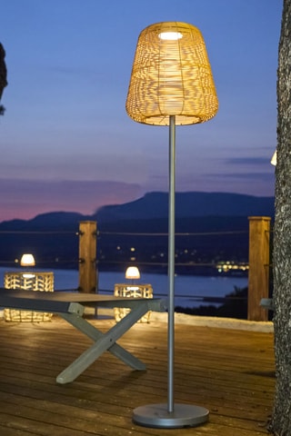 Lampadaire solaire LED Tall Boheme Solar - Blanc chaud - 2 W