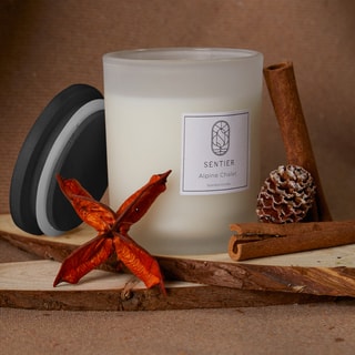 Candela profumata Alpine Chalet - Aromatico - 150 g