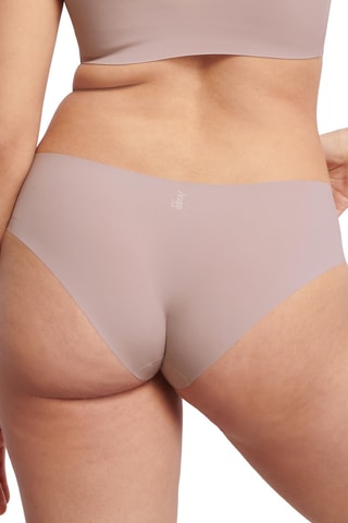 Braga brasileña - Nude