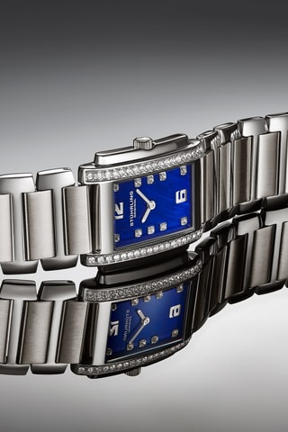 Montre à quartz ornée de cristaux Swarovski en acier - Argenté