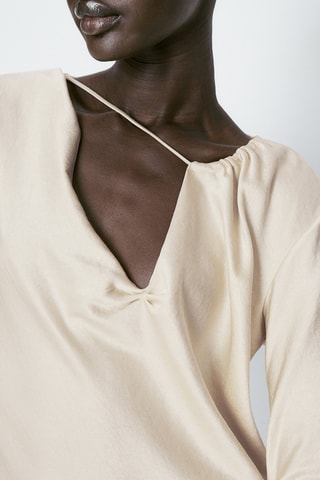 Vestito lungo satinato cut out   - Ecrù