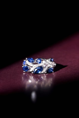 Bague Floral saphir Or blanc, diamants et saphirs
