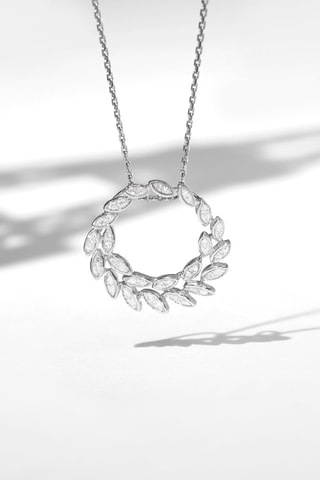 Pendentif Comme une Feuille - Or blanc et diamants