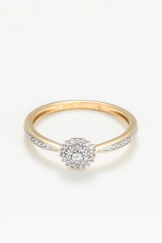 Anillo - 
Oro amarillo y diamantes