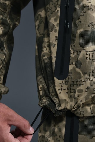 Chaqueta con capucha Nike Tech - Verde oliva