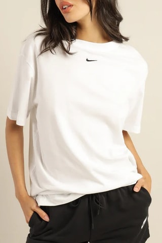 Camiseta de algodón orgánico Nike essentials boyfriend - Blanco
