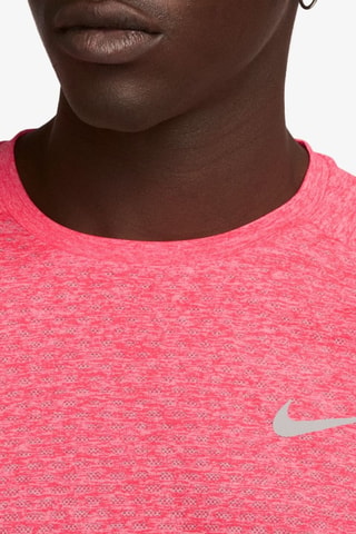 Camiseta de running Nike Stride - Rojo jaspeado