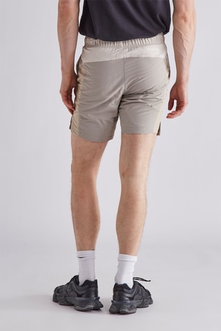 Short - Beige - Columbia