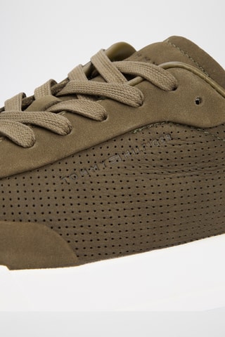 Baskets en nubuck - kaki