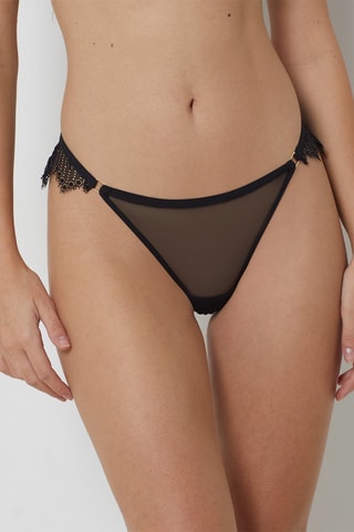 String Private Noir