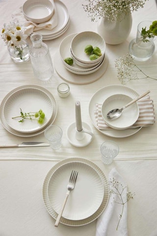 Vajilla de porcelana - 18 piezas