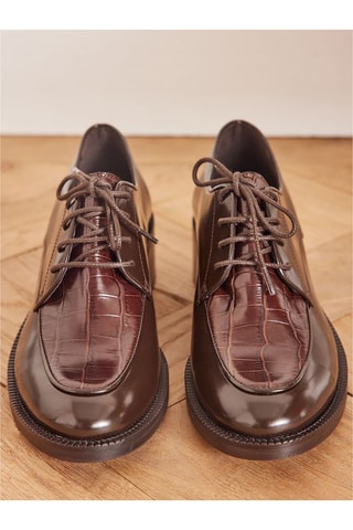 Derbies de piel - Marrón