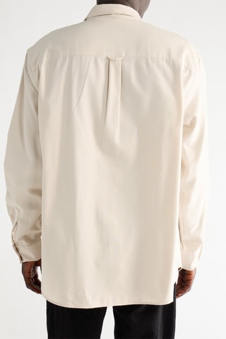 Camisa regular - Bege