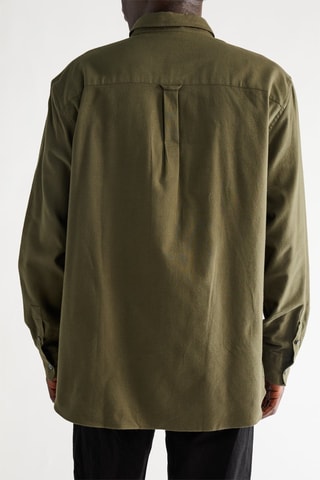 Camisa regular - Verde-azeitona