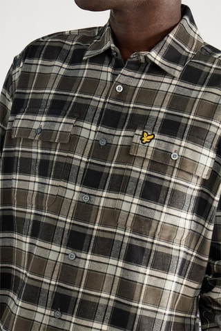 Camisa regular - Castanho