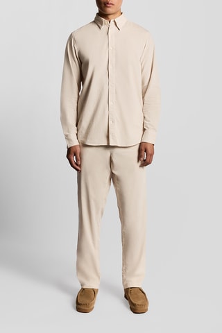 Camisa regular em veludo- Bege