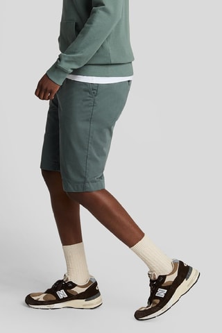 Bermudas regular - Verde-escuro