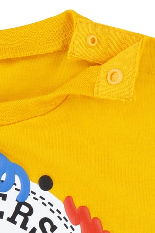 T-shirt e shorts - Nero, giallo e viola