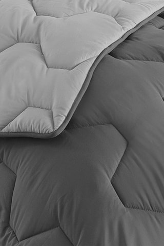 Couette chaude réversible bicolore grise - microfibres 300 g/m2 + 2 oreillers mi-ferme