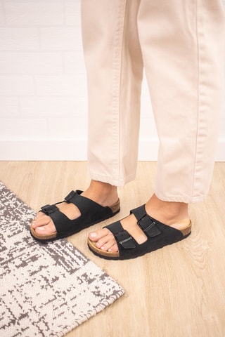 Ciabatte in pelle scamosciata - Nero