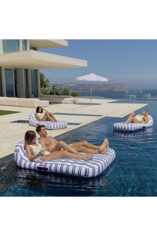 Bóia para piscina insuflável - 135 x 175 x 55 cm - 180 kg