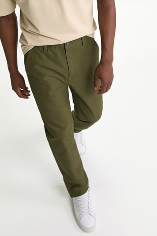 Pantalón regular fit - Negro