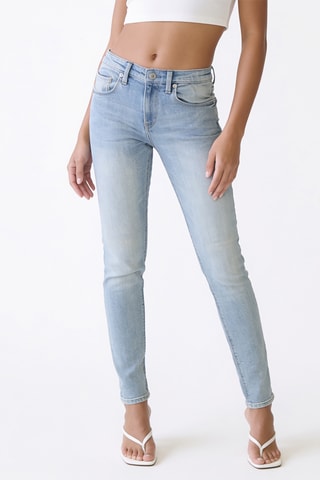 Vaquero slim fit 7/8 - Azul claro