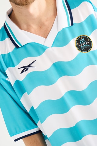 Camiseta - Celeste y blanco
