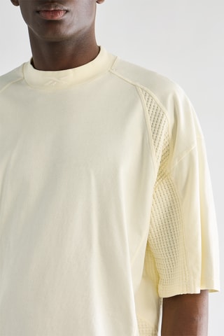 Camiseta - Amarillo pastel