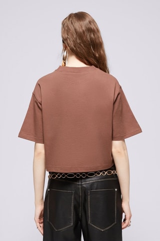 Camiseta cropped - Marrón