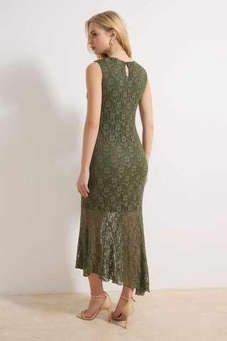 Robe longue en dentelle - Kaki