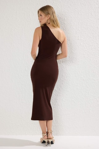 Robe asymétrique sans manches - Marron